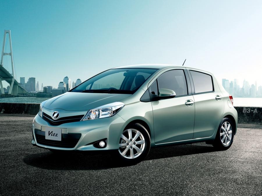  Toyota Vitz 2010 года  (фото 5 из 13)